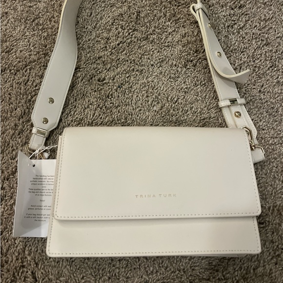 Trina Turk Elegant Cream Crossbody Bag - Picture 1 of 4